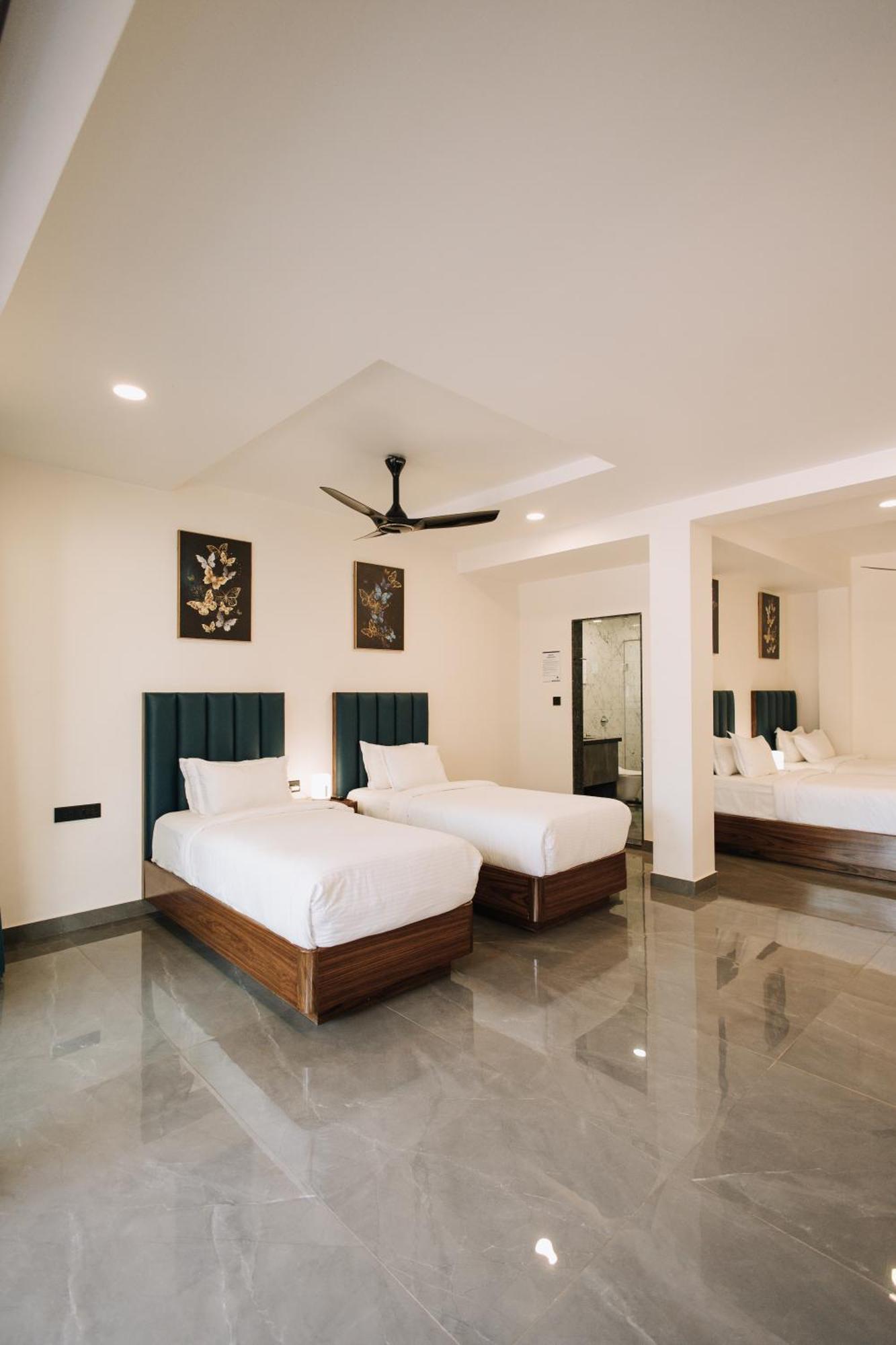 Anjuna Blue Resort Esterno foto