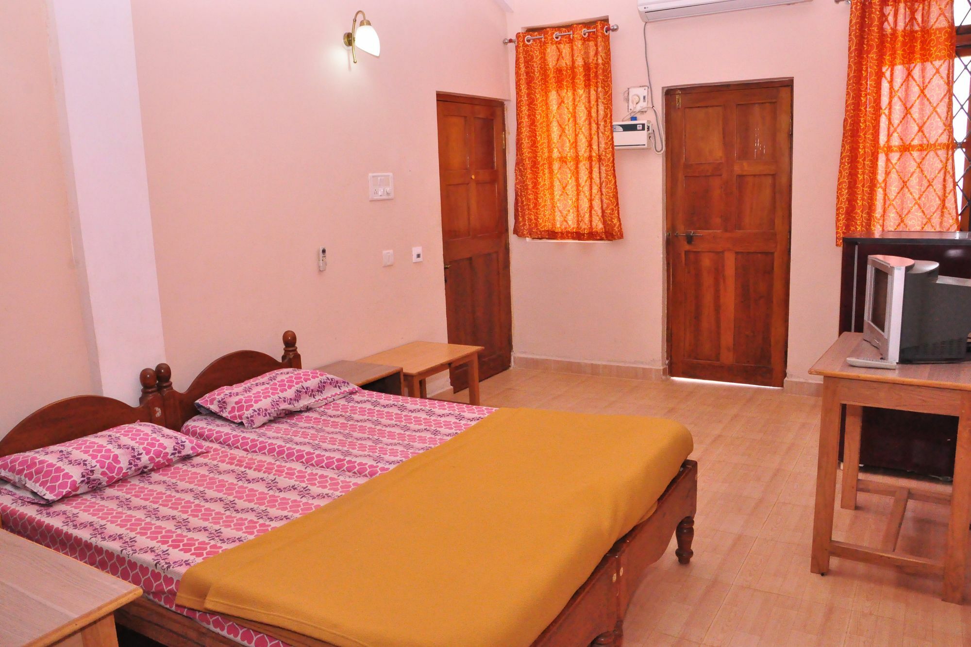 Anjuna Blue Resort Esterno foto
