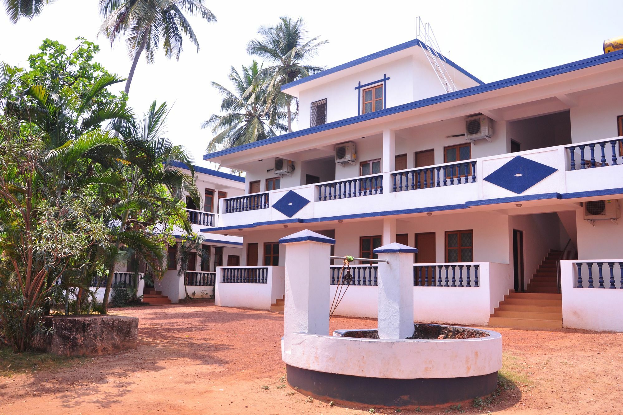Anjuna Blue Resort Esterno foto